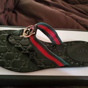 Gucci slides